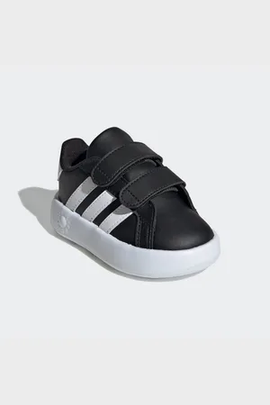 adidas GRAND COURT 2.0 KIDS Klettschuh Design auf den Spuren des adidas Superstar, für Kinder