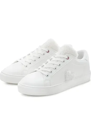 Lascana Sneaker Freizeitschuh, Halbschuh mit kleinem Herz Patch VEGAN