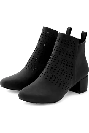 Lascana Stiefelette Stiefel, Boots mit kleinen Cut-Outs VEGAN