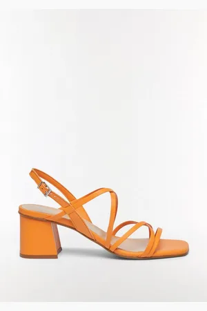Comma, Leder-Sandalen mit Riemen und Blockabsatz Sandale - Verkäufer: s.Oliver
