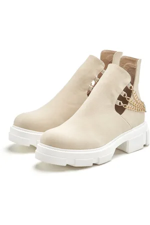 Lascana Chelseaboots mit modischem Ketten-Detail, Ankle Boots, Stiefelette