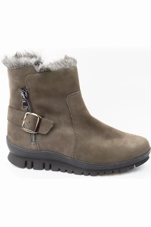 Semler Samtchev. Fell Stiefel Schuhhaus Otto Cronauer