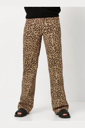 Toni Straight-Jeans Ella mit Leo-Print