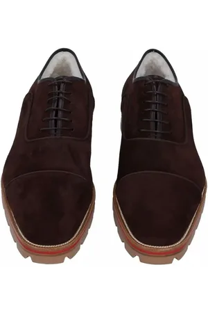 Christian Louboutin Laurlaf Derby Schuhe Budapester Stil mit Lammfell-Innenfutter Schnürschuh Ein Ausdruck höchster Handwerkskunst und stilvoller Eleganz - Verkäufer: eldigo
