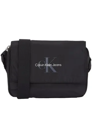 Calvin Klein Messenger Bag SPORT ESSENTIALS UT FLAP CB22, Umhängetasche, Schultertasche, Businesstasche Herren, Logoschriftzug
