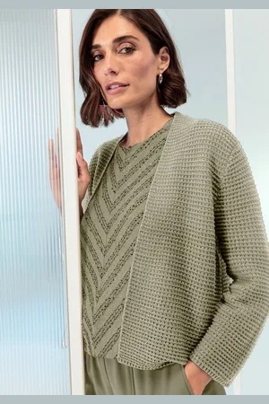 Bianca Strickjacke VALENTE in moderner Strickoptik und verkürzter Länge - Verkäufer:
