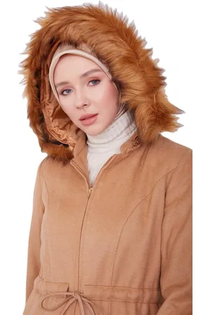 Armine Langmantel Armine-Mantel mit Pelzärmeln und Kapuze – moderne und elegante Hijab-M - Verkäufer: MegaMerchant