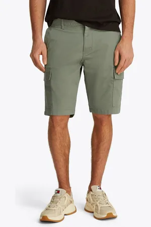 Tommy Hilfiger Cargoshorts TJM SCANTON CARGO SHORT Mit Gürtelschlaufen