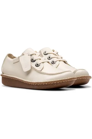 Clarks Funny Dream Schnürschuh Freizeitschuh, Halbschuh, Komfortschuh mit Ziernaht