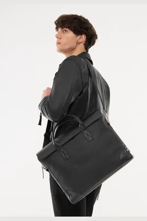 Bolongaro Laptoptasche KARL BAG, Tragegriff, Verstellbarer Schulterriemen, Magnetverschluss - Verkäufer: GoJungo GmbH