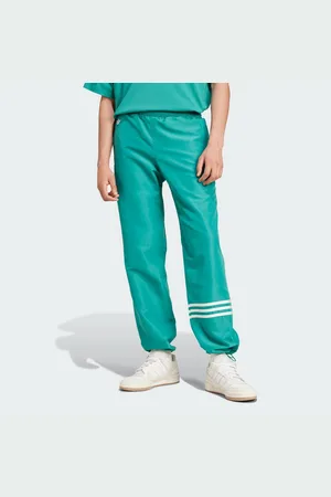 adidas Sporthose NEUCLASSICS WOVEN HOSE - Verkäufer: adidas AG