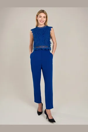 Apart Shirttop aus einer plastischen Spitze und mit Spitzenband verziert - Verkäufer: