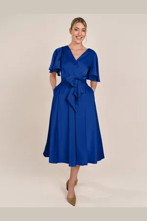 Apart Midikleid us mattschimmerndem Satin - Verkäufer:
