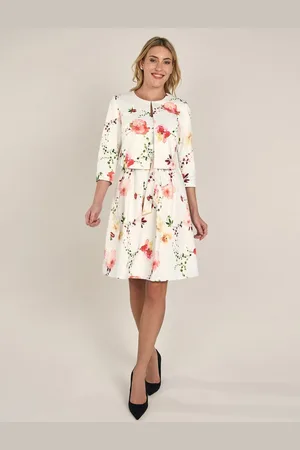 Apart Jackenblazer aus mattglänzendem Satin mit allover Blumen Druck - Verkäufer: