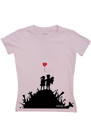 Banksy T-Shirt Finally Girly T-Shirt - Verkäufer: 247Group GmbH
