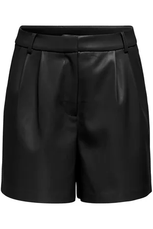 ONLY Shorts ONLSARAMY FAUX LEATHER SHORTS OY OTW