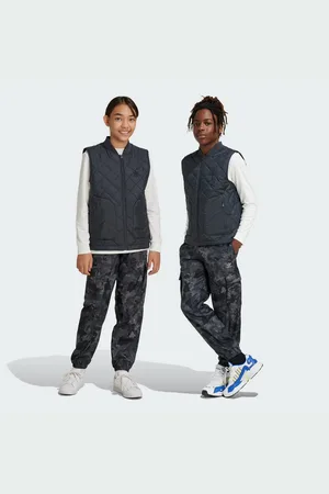 adidas Cargohose ALLOVER PRINT KIDS CARGOHOSE - Verkäufer: adidas AG