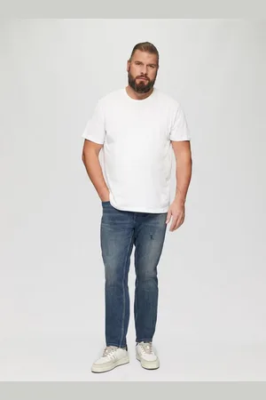 QS by s.Oliver Stoffhose Jeans / Relaxed Fit / Mid Rise / Straight Leg Blende - Verkäufer: