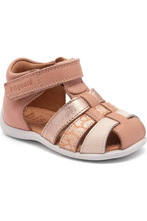 Bisgaard Carly Weite: normal Lauflernschuh, Babyschuh mit geschütztem Zehenbereich, Größenschablone zum Download