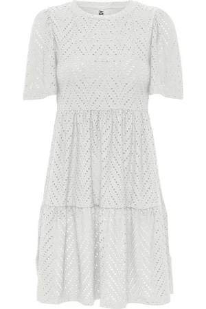 JACQUELINE DE YONG Shirtkleid Kleid mit Lochstickerei JDYCARLA (lang) JDYCARLA CATHINKA S/S DRESS JRS ATK - Verkäufer: ARIZONAS