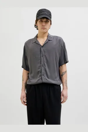 JACK & JONES Kurzarmhemd JJEJEFF SOLID RESORT SHIRT S/S SN mit Resort Kragen