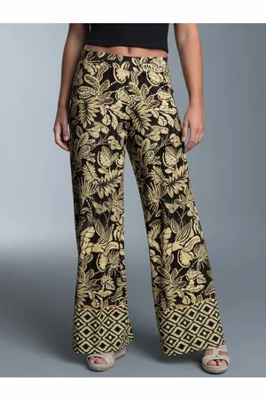 Trigema Jerseyhose Hüfthose mit floralem Allover-Print (1-tlg)