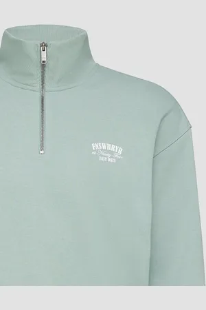 QS by s.Oliver Sweatshirt Stehkragen Sweatshirt mit Reißverschluss und Frontprint - Verkäufer: s.Oliver