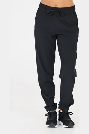 Endurance Sweathose Chaya aus bequemem und schnell trocknendem Material