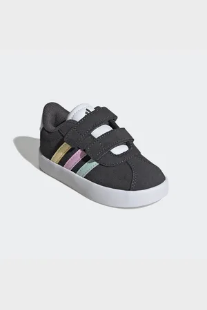 adidas VL COURT 3.0 Klettschuh für Kinder, inspiriert vom Design des adidas samba