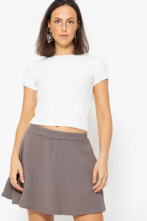 SASSYCLASSY Kurzarmshirt Geripptes T-Shirt Damen mit Rundhalsausschnitt Figurbetontes Kurzarmshirt aus weichem Jersey Material in Rippstruktur - Verkäufer: