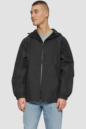 QS by s.Oliver Allwetterjacke Windbreaker-Jacke mit Kapuze und Rückenprint - Verkäufer: s.Oliver