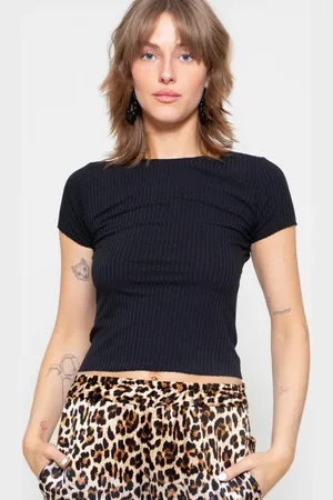 SASSYCLASSY Kurzarmshirt Geripptes T-Shirt Damen mit Rundhalsausschnitt Figurbetontes Kurzarmshirt aus weichem Jersey Material in Rippstruktur - Verkäufer: