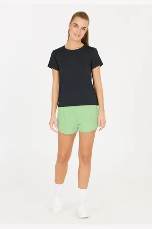 Athlecia Shorts Arilay mit bequemem 4-Wege-Stretch