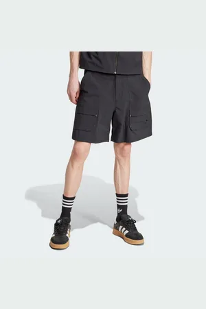 adidas Shorts PREMIUM ESSENTIALS UTILITY CARGOSHORTS - Verkäufer: adidas AG