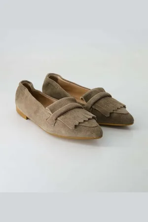 Dirndl + Bua 2023-02 Slipper - Verkäufer: TRETTER-Schuhe