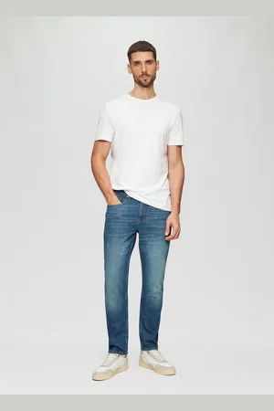 QS by s.Oliver Stoffhose Jeans Benito / Regular Fit / Mid Rise / Straight Leg Waschung - Verkäufer: