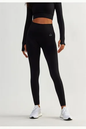 BESHAPED Trainingstights Femme Force (1-tlg) mit angesagtem Jacquard-Muster