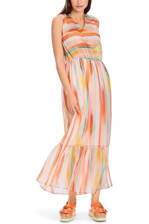 Marc Cain Sommerkleid "Summer to Go" Premium Damenmode Gestreiftes Kleid "Rethink Together"