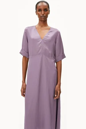 Armedangels Jerseykleid VAALI Damen Webkleid aus Naia™ Renew Regular Fit Webkleid aus Naia™ Renew - Verkäufer: