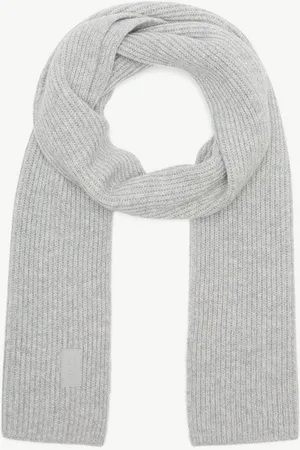 Comma, Halstuch Strickschal mit Glitzergarn, Label-Patch - Verkäufer: s.Oliver
