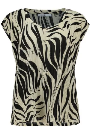 Hailys V-Shirt Ju44no (1-tlg) - Verkäufer: Stylaholic The Shop