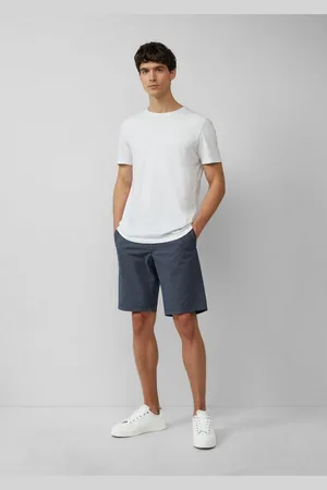 QS by s.Oliver Bermudas Phoenix: Strukturierte Chino-Shorts mit Elastikbund Ziernaht - Verkäufer: