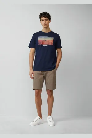 QS by s.Oliver Bermudas Phoenix: Strukturierte Chino-Shorts mit Elastikbund Ziernaht - Verkäufer:
