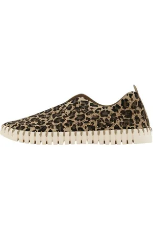 Ilse Jacobsen TULIP3275LEO Slipper Lasercutmuster im Leoprint, flexible Plateausohle mit Innenpolsterung - Verkäufer: GoJungo GmbH