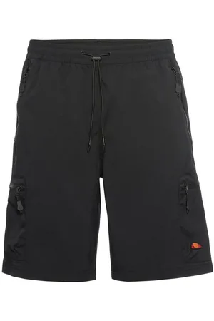 Ellesse Cargoshorts BULLSEYE CARGO SHORT (1-tlg) mit vielen Reißverschlusstaschen