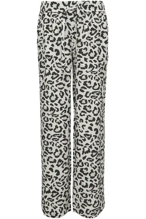 Comma, Bequeme Jeans - Verkäufer: Dettmer + Mueller KG