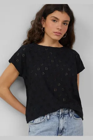 QS by s.Oliver Kurzarmshirt Shirt mit Lochstickerei Lochstickerei - Verkäufer: s.Oliver