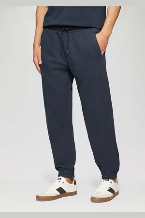 QS by s.Oliver Jogginghose Detroit softe Jogpants im Relaxed Fit (1-tlg) Taschen, Kordel, Gummibund, Faux-Hosenschlitz - Verkäufer: LuriX