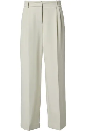 Comma, Bequeme Jeans - Verkäufer: Dettmer + Mueller KG