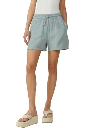 QS by s.Oliver Shorts im Crinkle-Look und mit Bindeband
